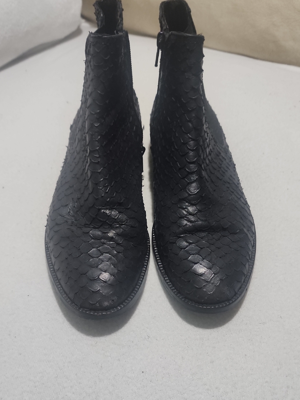 Black Textured Chelsea Boots Authentic python Leather . - Picture 3 of 9